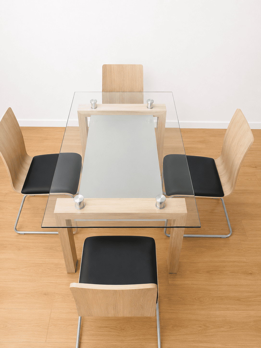 Mesa de Comedor Cristal y Madera Moderna – 150 cm
