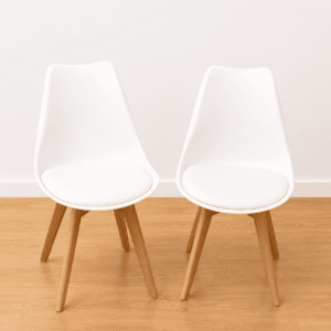Juego de 4 Sillas Blancas con Patas de Madera y Cojín