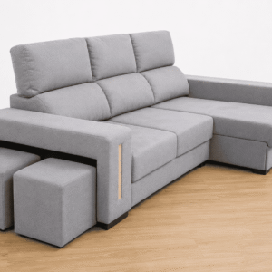 Sofá chaise longue con pufs